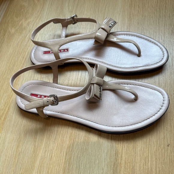 Prada bow Sandal - Picture 2 of 3